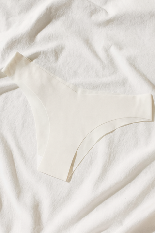 Calzón Bikini Sin Costuras - Compra 5 por $599 MXN (Ahorra $396 MXN)