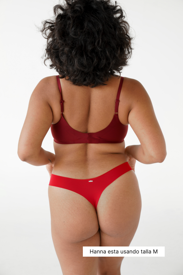 Ropa interior invisible y top sin costuras
